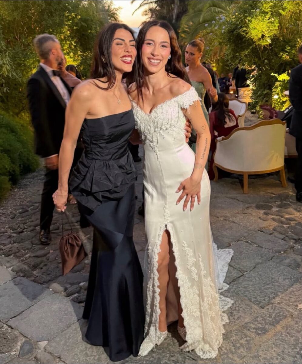 Giulia Salemi a Catania durante i preparativi per il matrimonio