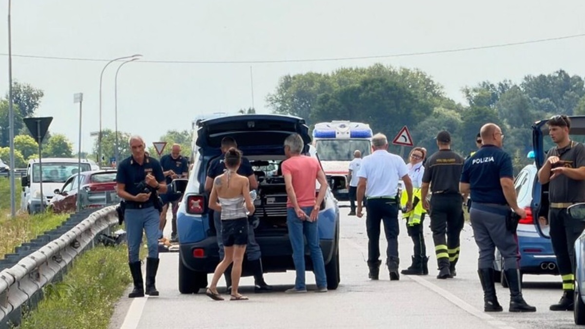 tragedia sulla strada coppia muore nello schianto urla disperate da Caffeinamagazine.it tragedia sulla strada coppia muore nello schianto urla disperate