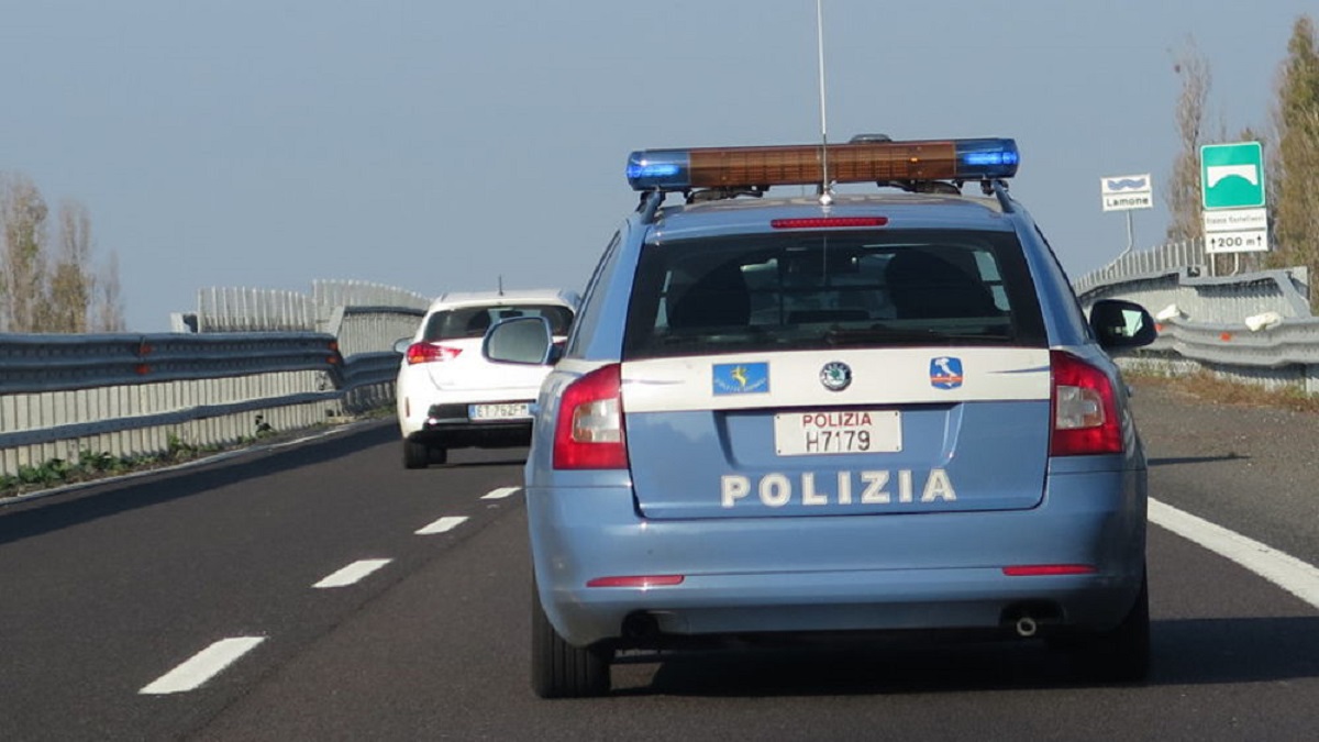 grave incidente in autostrada lunghe code dopo lo schianto da Caffeinamagazine.it grave incidente in autostrada lunghe code dopo lo schianto
