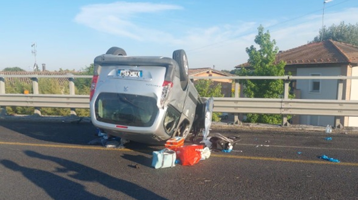 il piccolo non ce l8217ha fatta schianto tremendo in autostrada la notizia peggiore dall8217ospedale da Caffeinamagazine.it il piccolo non ce l8217ha fatta schianto tremendo in autostrada la notizia peggiore dall8217ospedale