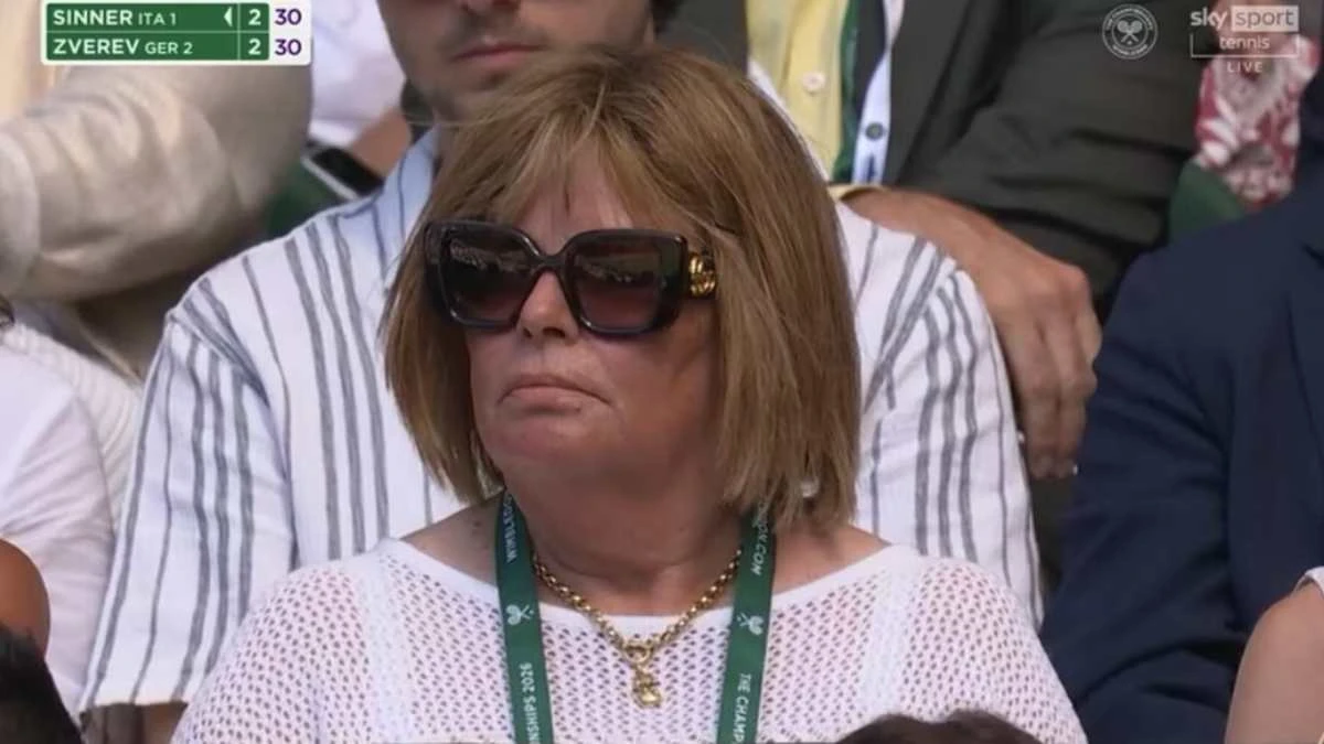 Siglinde Sinner, madre di Jannik, sugli spalti di Wimbledon