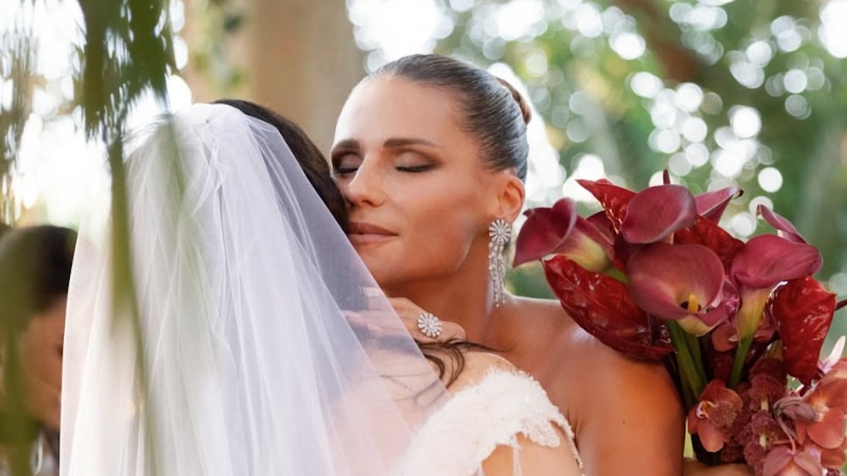 michelle hunziker scoop giorni dopo il matrimonio della figlia aurora da Caffeinamagazine.it michelle hunziker scoop giorni dopo il matrimonio della figlia aurora