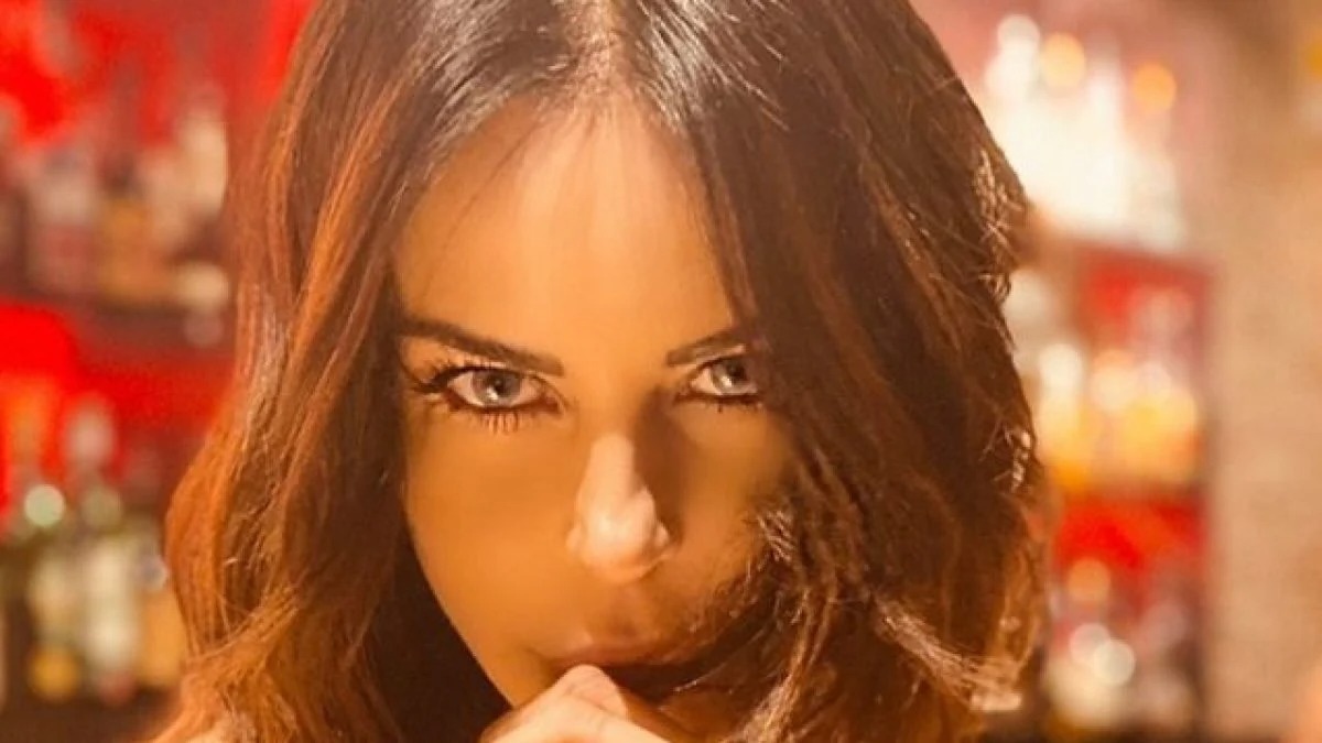 in vendita a oltre 16mila euro nina moric la svolta lontana da tv e gossip da Caffeinamagazine.it in vendita a oltre 16mila euro nina moric la svolta lontana da tv e gossip
